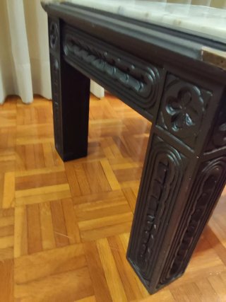 Mesa auxiliar madera y mármol antigua