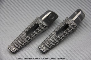 Estriberas traseras SUZUKI GSXR 600 750 / TRIUMPH