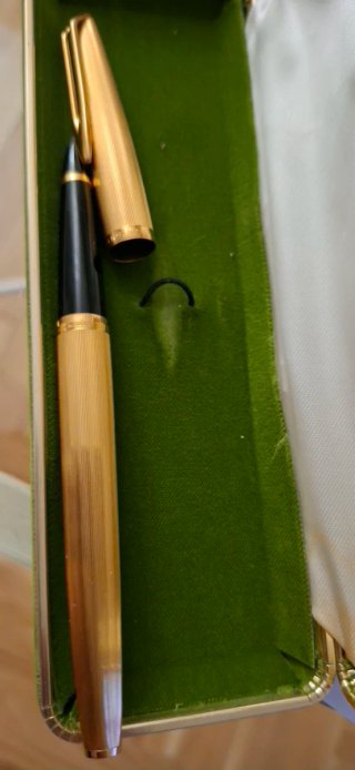 2 Bolígrafos Cross y Waterman Oro