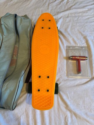 Patinete Penny Naranja con Accesorios
