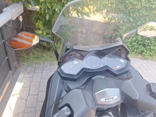 Kymco AK 550 Maxi Scooter Negra/Gris