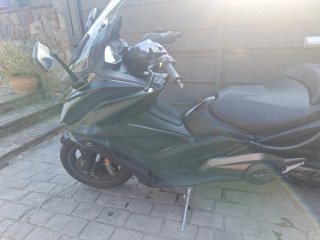 Kymco AK 550 Maxi Scooter Negra/Gris