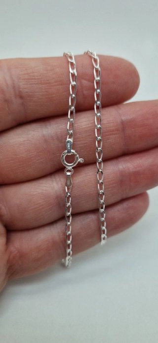 CADENA Y CRUZ DE PLATA