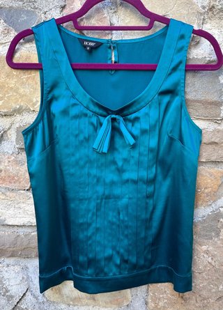 Top seda verde Hobbs Talla M