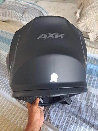 Casco de moto negro