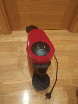 De'Longhi Cafetera Nespresso Vertuo Plus roja