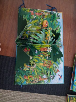 Lote de libros para jugar, vive una aventura.