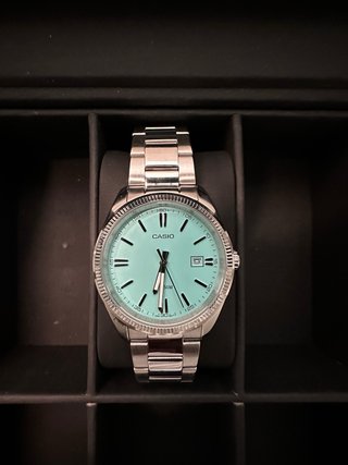 Reloj Casio Plata y Turquesa