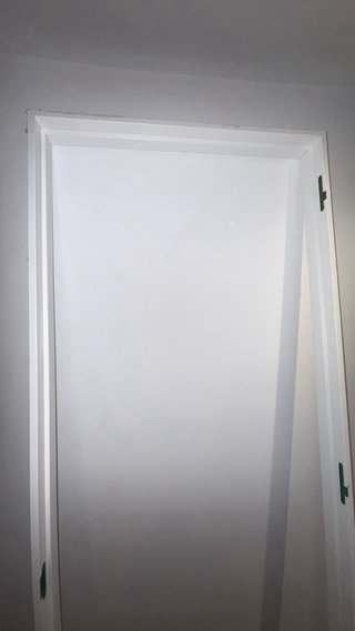 Puerta madera lacada con cristal