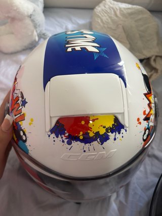 Casco de moto CGM blanco con diseño