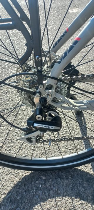 Bicicleta eléctrica como nueva