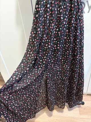 Vestido floral Stradivarius Talla S