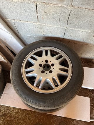 Llantas y neumáticos Mercedes Vito