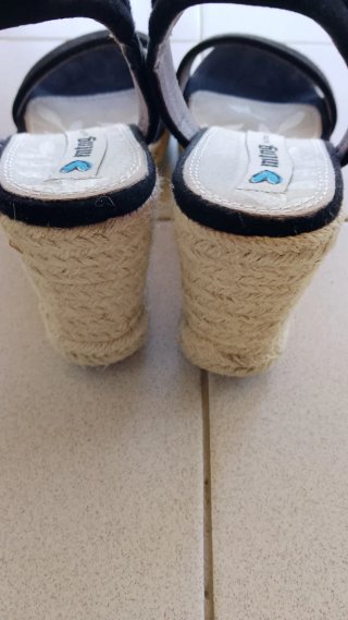 Sandalias esparto MTNG negras T.38