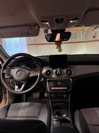 Mercedes-Benz Clase CLA 200