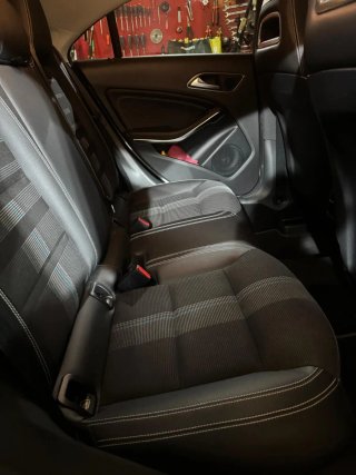Mercedes-Benz Clase CLA 200