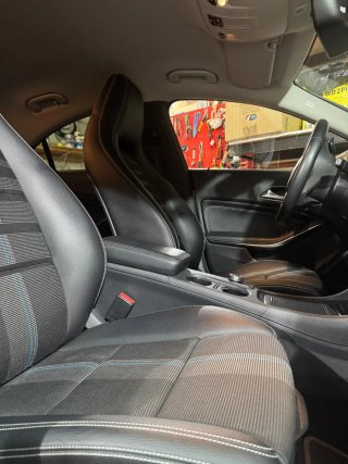 Mercedes-Benz Clase CLA 200