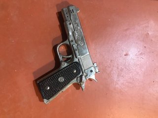 Pistola mechero antigua bereta.