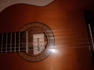 Guitarra Admira Clásica