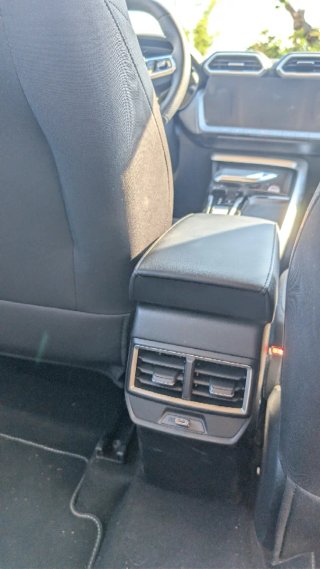 MG ZS 2025
