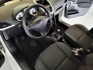 Peugeot 207 2010