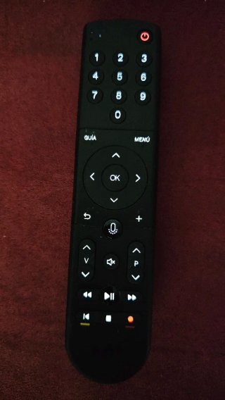 Mando original Movistar Plus+ con Voz