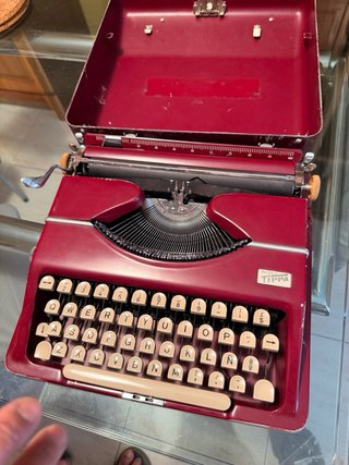 Máquina de escribir Gosen Tippa Roja