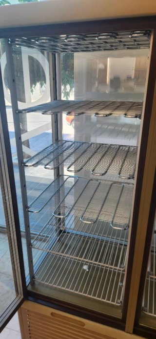 Vitrina expositora refrigerada