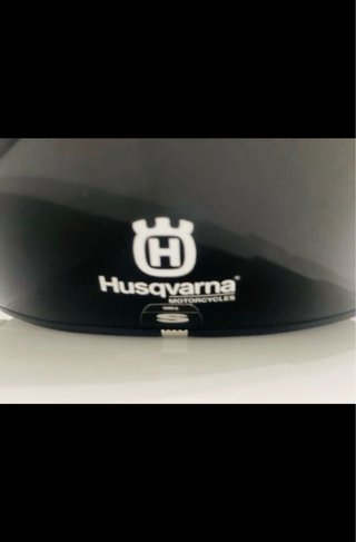 Casco Shark Husqvarna