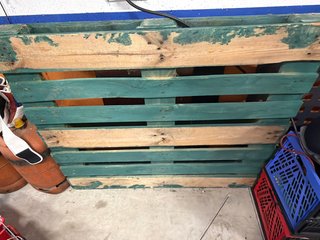 Palet de madera verde