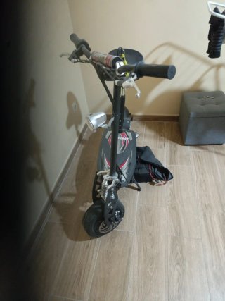 Patinete Eléctrico con Asiento