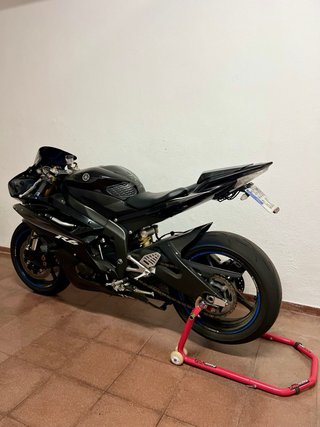 Yamaha R6r