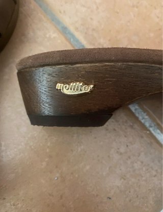 Zoccoli in legno con fascia elastica numero 36