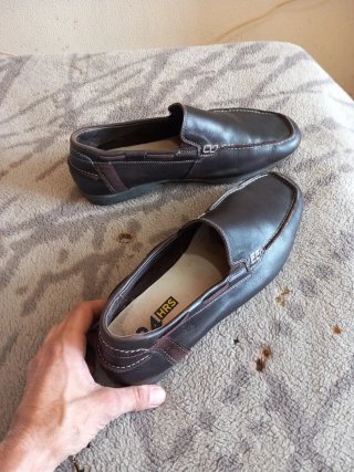 Mocasines de cuero marrón talla 45