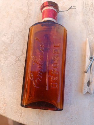 Botella antigua vacía Perfumería Emilat Madrid
