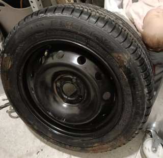 Rueda de coche completa