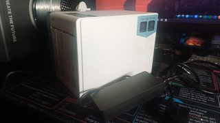 NAS QNAP 4 bahías