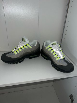 Nike Air Max 95 Gris y Verde