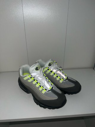 Nike Air Max 95 Gris y Verde