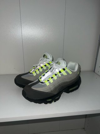 Nike Air Max 95 Gris y Verde