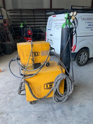 Máquina Soldar Hilo INE GT2 M.M.280