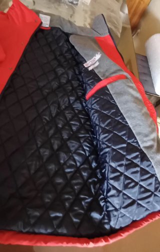 Anorak Circuit de Catalunya Talla M
