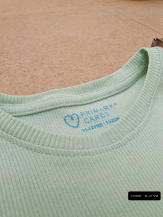 Camiseta verde pastel niña