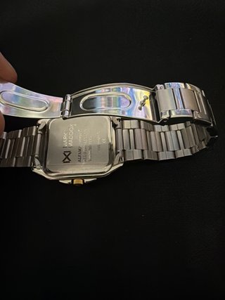 Reloj Mark Maddox Dorado y Plateado