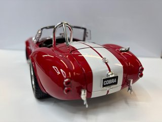 Maqueta Shelby Cobra 427 S/C 1:18