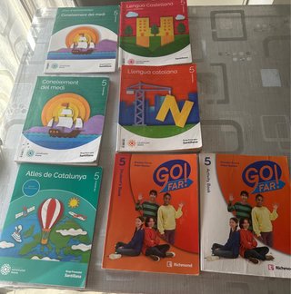 libros 5° primaria construint mons Santillana