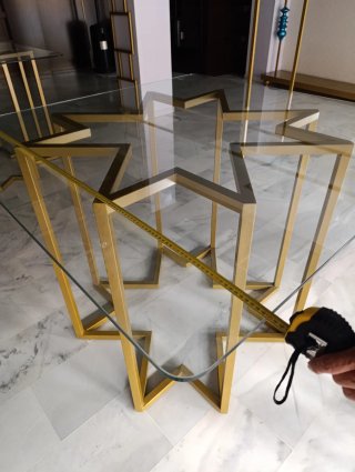 Mesas mostrador CRISTAL DE DISEÑO 60€ POR UNIDAD