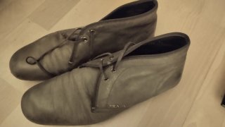 Botines Chukka Prada Grises