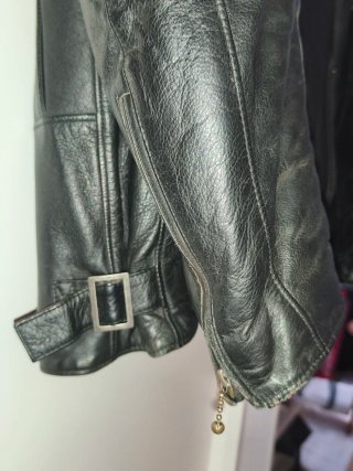 Chaqueta Cuero Alpinestars estilo cafe racer