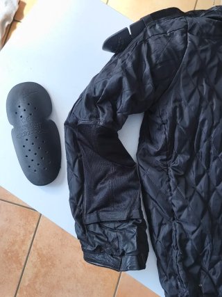 Chaqueta Cuero Alpinestars estilo cafe racer